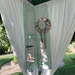 Villa Mama's Sunshine Garden