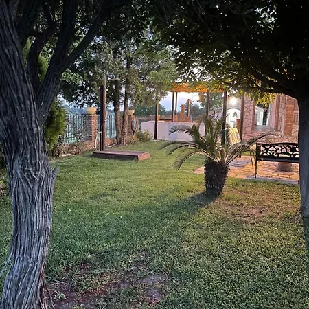 Villa Mama's Sunshine Garden *