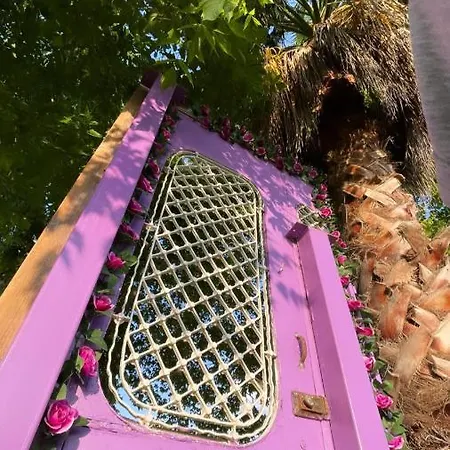 Villa Mama’s Sunshine Garden