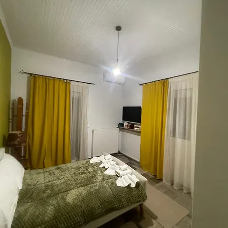 Mama's Sunshine Garden *