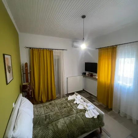 Mama's Sunshine Garden * Áyios Ilías