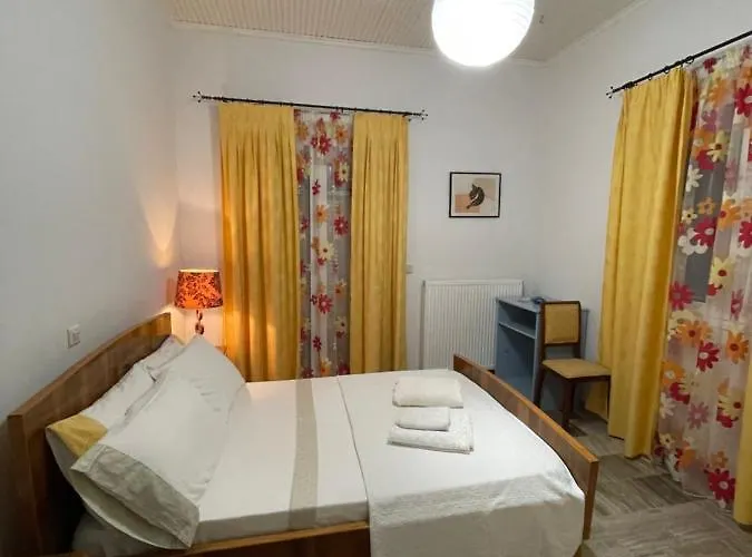 Mama's Sunshine Garden Βίλα Άγιος Ηλίας