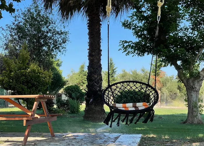 Mama's Sunshine Garden Βίλα Άγιος Ηλίας