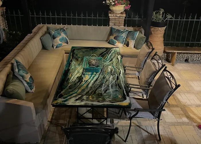 Mama's Sunshine Garden Βίλα *