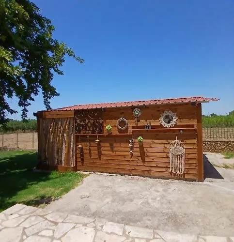 Mama's Sunshine Garden * Άγιος Ηλίας