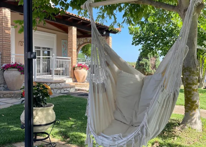 Mama's Sunshine Garden Βίλα Άγιος Ηλίας