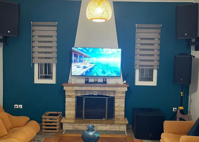 Mama's Sunshine Garden * Áyios Ilías